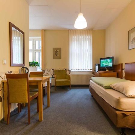 Hostel Nina Katowice Extérieur photo