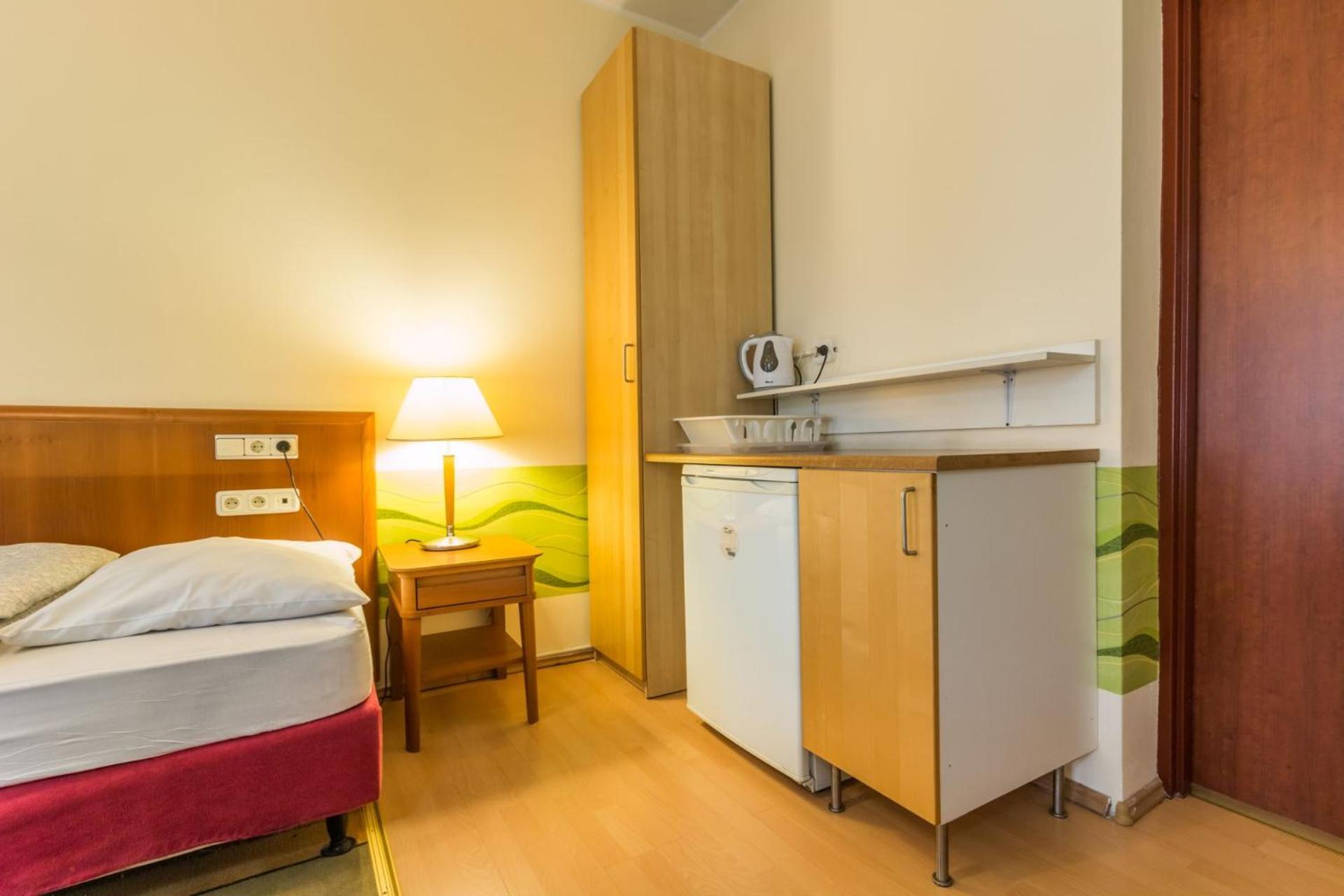 Hostel Nina Katowice Extérieur photo