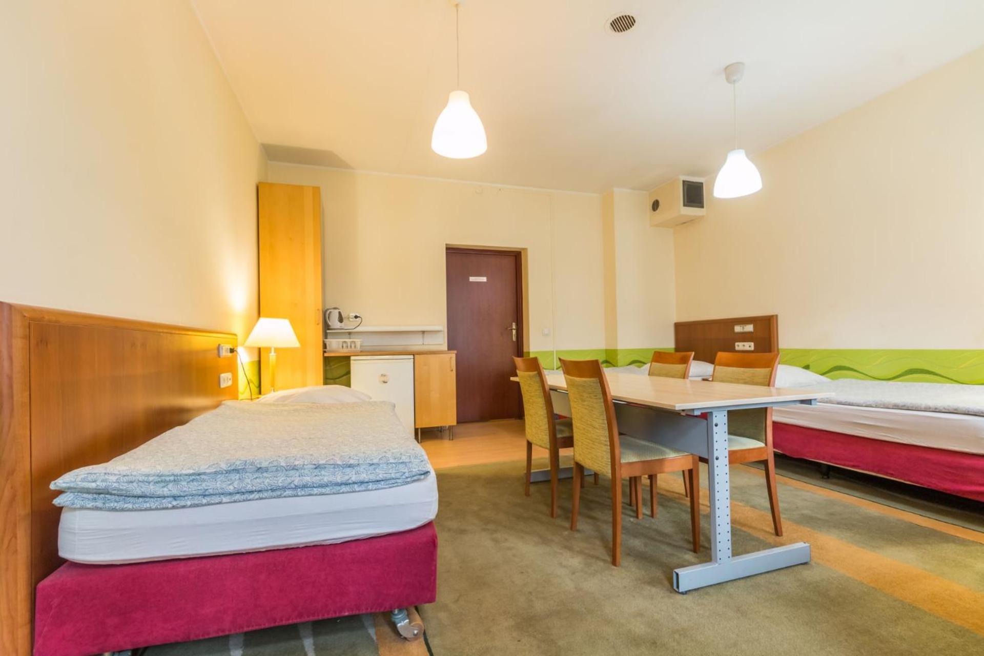 Hostel Nina Katowice Extérieur photo